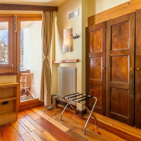 Shatush Hotel Courmayeur Bagian luar foto