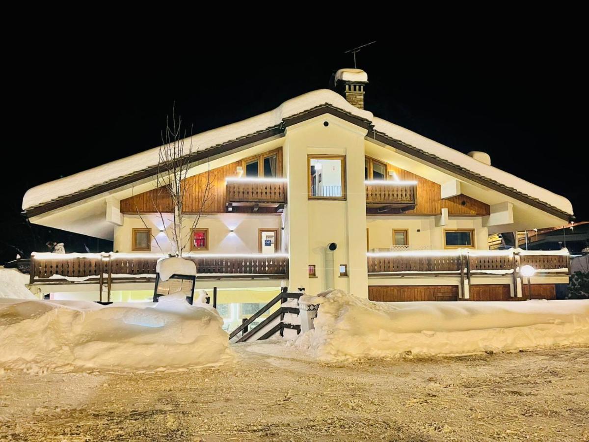 Shatush Hotel Courmayeur Bagian luar foto