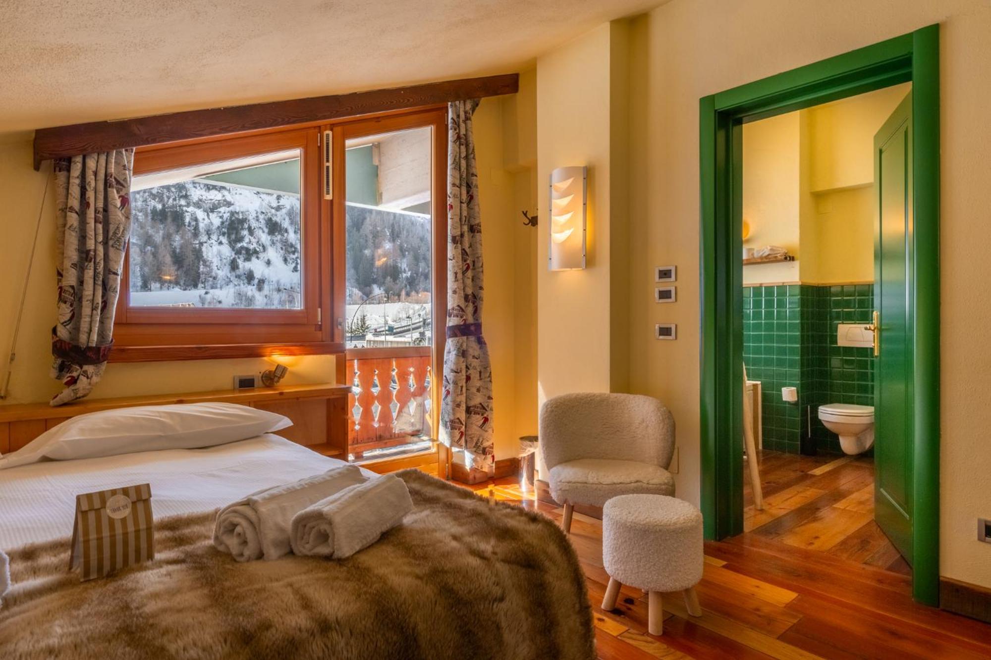 Shatush Hotel Courmayeur Bagian luar foto
