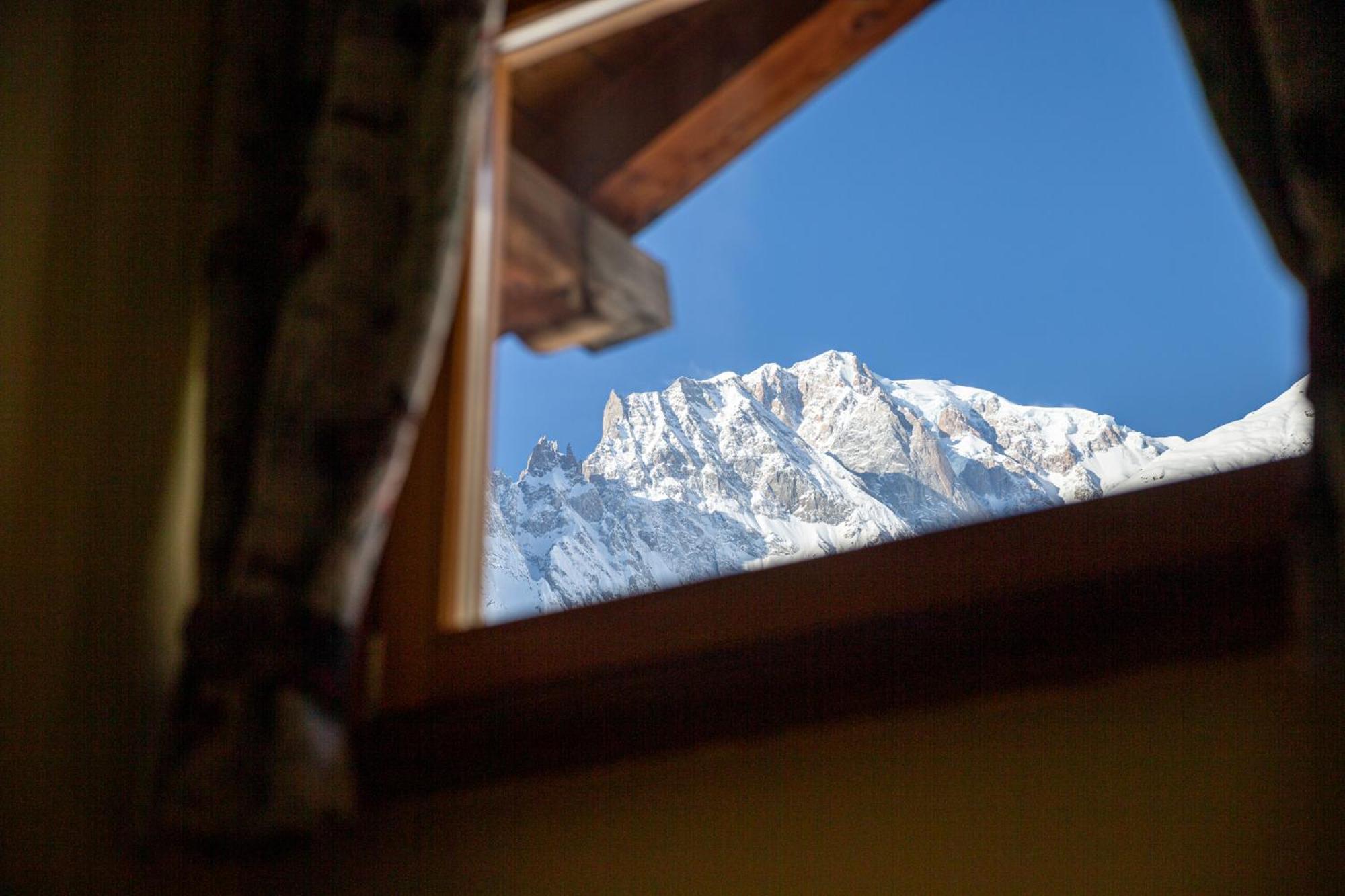 Shatush Hotel Courmayeur Bagian luar foto