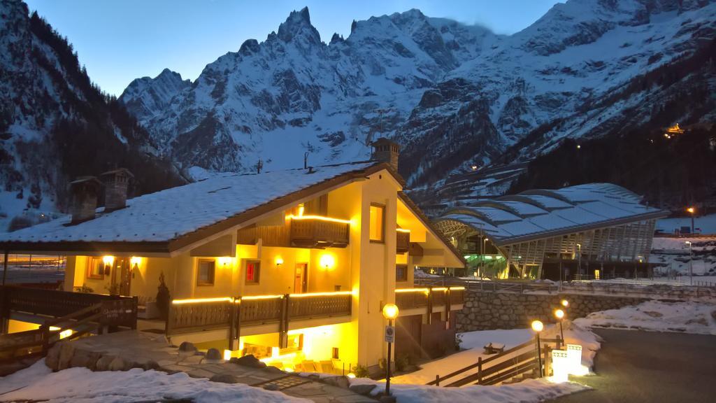 Shatush Hotel Courmayeur Bagian luar foto