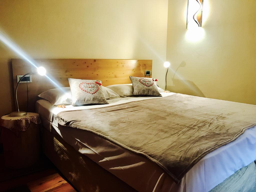 Shatush Hotel Courmayeur Bagian luar foto